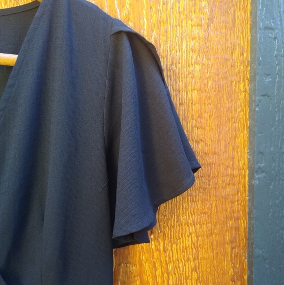 Lulu's Black Simple Little Ruffle Babydoll Wrap Cross Synched Dress Size Medium - Picture 10 of 13